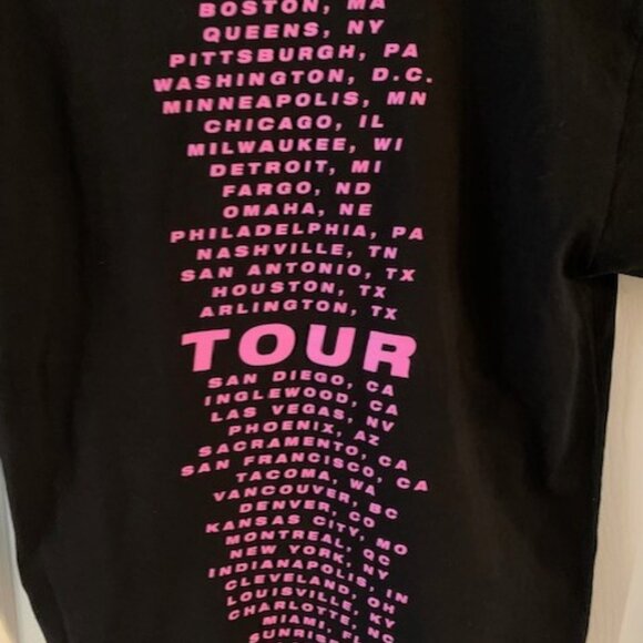 PINK TOUR WOMENS BAND TEE - Picture 4 of 5